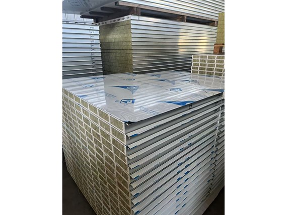 面对严苛的防腐需求，不锈钢净化板能否经受住考验？